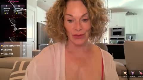 Snapshot of ladybabs chatting on 04/15/26, 07:58 Ladybabs online show from 04/15/26, 07:58