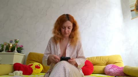 Sima Ladybigsmile online show from 05/01/26, 09:58