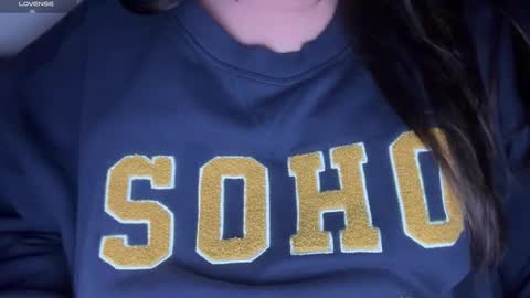 Aria online show from 10/12/25, 02:10