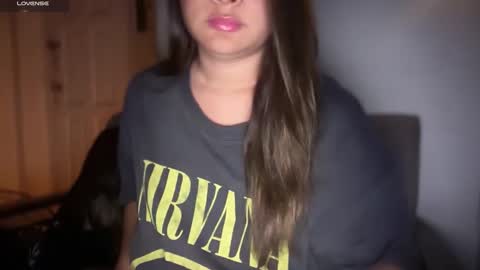 Aria online show from 11/28/25, 11:35