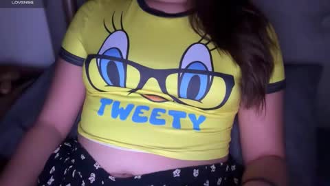 Snapshot of ladybird21 chatting on 01/08/26, 08:49 Aria online show from 01/08/26, 08:49