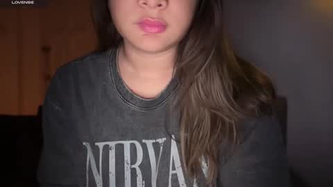 Snapshot of ladybird21 chatting on 01/12/26, 04:01 Aria online show from 01/12/26, 04:01