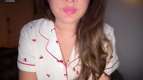 Snapshot of ladybird21 chatting on 02/25/26, 02:37 Aria online show from 02/25/26, 02:37