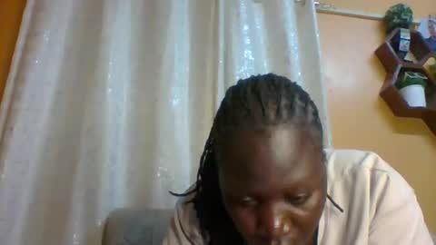lindah32 online show from 10/12/25, 09:25