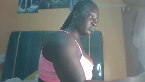 lindah32 online show from 12/02/25, 08:59