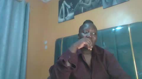 lindah32 online show from 05/01/26, 09:19