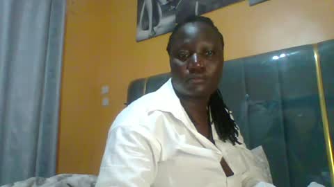 lindah32 online show from 06/21/26, 10:34