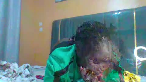 lindah32 online show from 06/27/26, 09:42