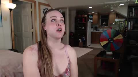 Snapshot of ladyboyhomemaker chatting on 02/19/25, 08:55 ladyboyhomemaker online show from 02/19/25, 08:55