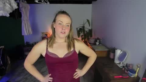 Snapshot of ladyboyhomemaker chatting on 02/18/26, 10:44 ladyboyhomemaker online show from 02/18/26, 10:44