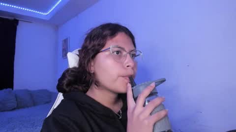  Lady  online show from 11/14/25, 02:21