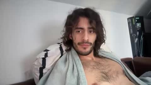 Snapshot of ladycan_tfeeling chatting on 11/20/25, 08:14 ladycan_tfeeling online show from 11/20/25, 08:14