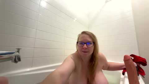 LadyCherieLynn online show from 11/19/25, 03:45