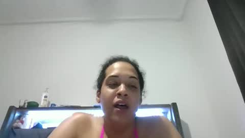 Snapshot of ladycinnabon chatting on 01/30/25, 02:06 Stephanie online show from 01/30/25, 02:06