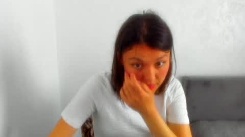Snapshot of ladyclewinter chatting on 05/13/26, 06:11 ladyclewinter online show from 05/13/26, 06:11