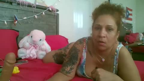 Snapshot of ladycreamypr1 chatting on 03/28/26, 01:54 onlyfans Ladycreamypr online show from 03/28/26, 01:54