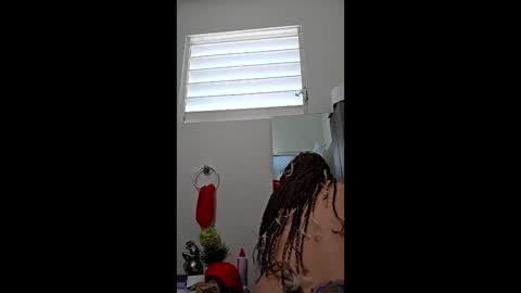 Snapshot of ladycreamypr1 chatting on 04/04/26, 05:54 onlyfans Ladycreamypr online show from 04/04/26, 05:54