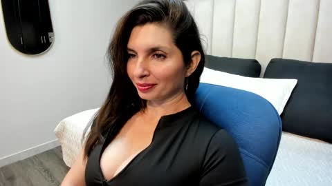  Danna................. online show from 04/27/26, 12:08