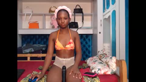 ladydiva69 online show from 04/27/26, 10:57