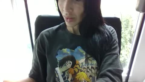 Snapshot of ladygagga31 chatting on 04/23/26, 07:05 MIA online show from 04/23/26, 07:05