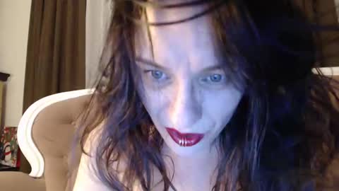 LADYGILDA online show from 01/25/25, 08:00