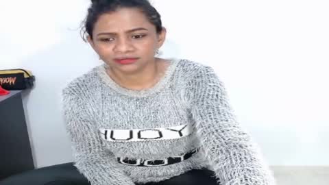 lady online show from 12/22/25, 08:50