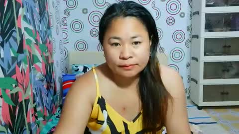 Snapshot of ladyhotsiren chatting on 04/17/26, 12:46 SEREN online show from 04/17/26, 12:46