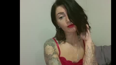 Snapshot of ladylane393 chatting on 04/29/26, 02:37 ladylane393 online show from 04/29/26, 02:37