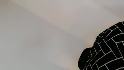 its Katniss online show from 10/10/25, 01:21