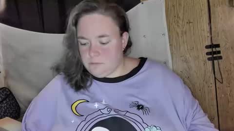 LadyLynn13 online show from 11/17/25, 10:15