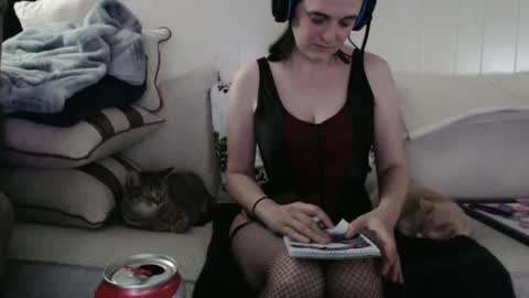 LadySlate online show from 01/04/25, 04:12