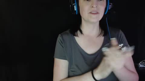 LadySlate online show from 02/04/25, 05:53