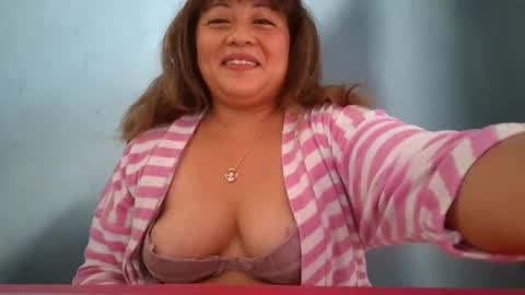 Snapshot of ladysophiebaby1 chatting on 05/19/26, 11:33 Ladysophiebaby1s online show from 05/19/26, 11:33