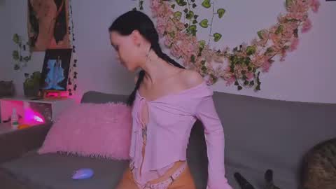 LadyTrep online show from 06/13/26, 07:12