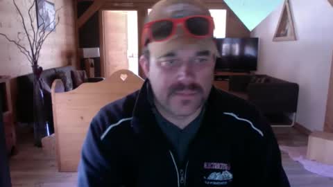lafesse online show from 03/10/25, 09:43