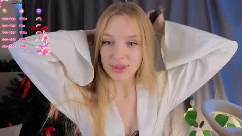 Snapshot of lafeti chatting on 01/07/26, 06:16 Lilia online show from 01/07/26, 06:16