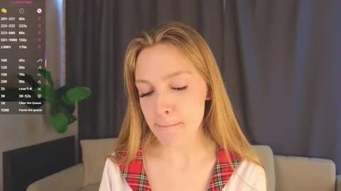 Lilia online show from 02/19/26, 06:42