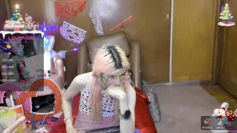 Skinnygirl online show from 03/03/25, 10:52