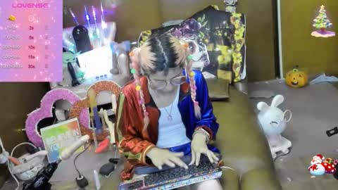 Skinnygirl online show from 10/29/25, 10:44