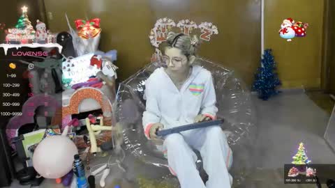 Skinnygirl online show from 12/14/25, 05:29