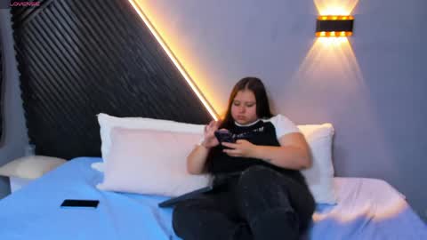    online show from 05/02/26, 08:47