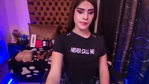 Camila online show from 04/30/26, 08:48