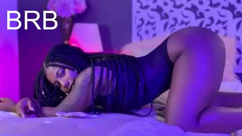 IG222dmm  online show from 10/15/25, 02:33