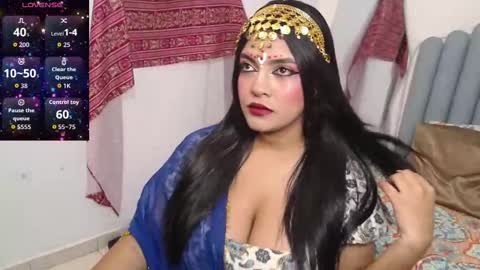 Laskhmirani online show from 10/31/25, 12:06