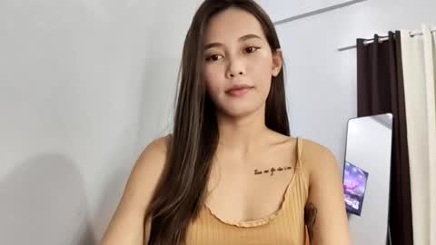 Snapshot of lalaineexx chatting on 01/11/26, 01:38 Bellaaa 333 online show from 01/11/26, 01:38