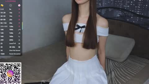 Julia online show from 09/23/25, 06:16