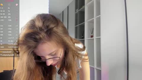 Julia online show from 09/26/25, 08:35