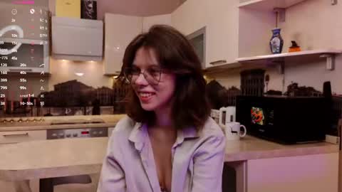 Julia online show from 06/28/26, 08:04