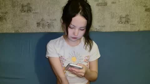 Snapshot of lalallalalaaa chatting on 12/19/25, 04:25 lalallalalaaa online show from 12/19/25, 04:25