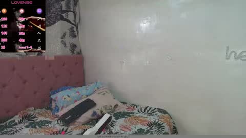lali_hot0207 online show from 04/14/26, 07:20